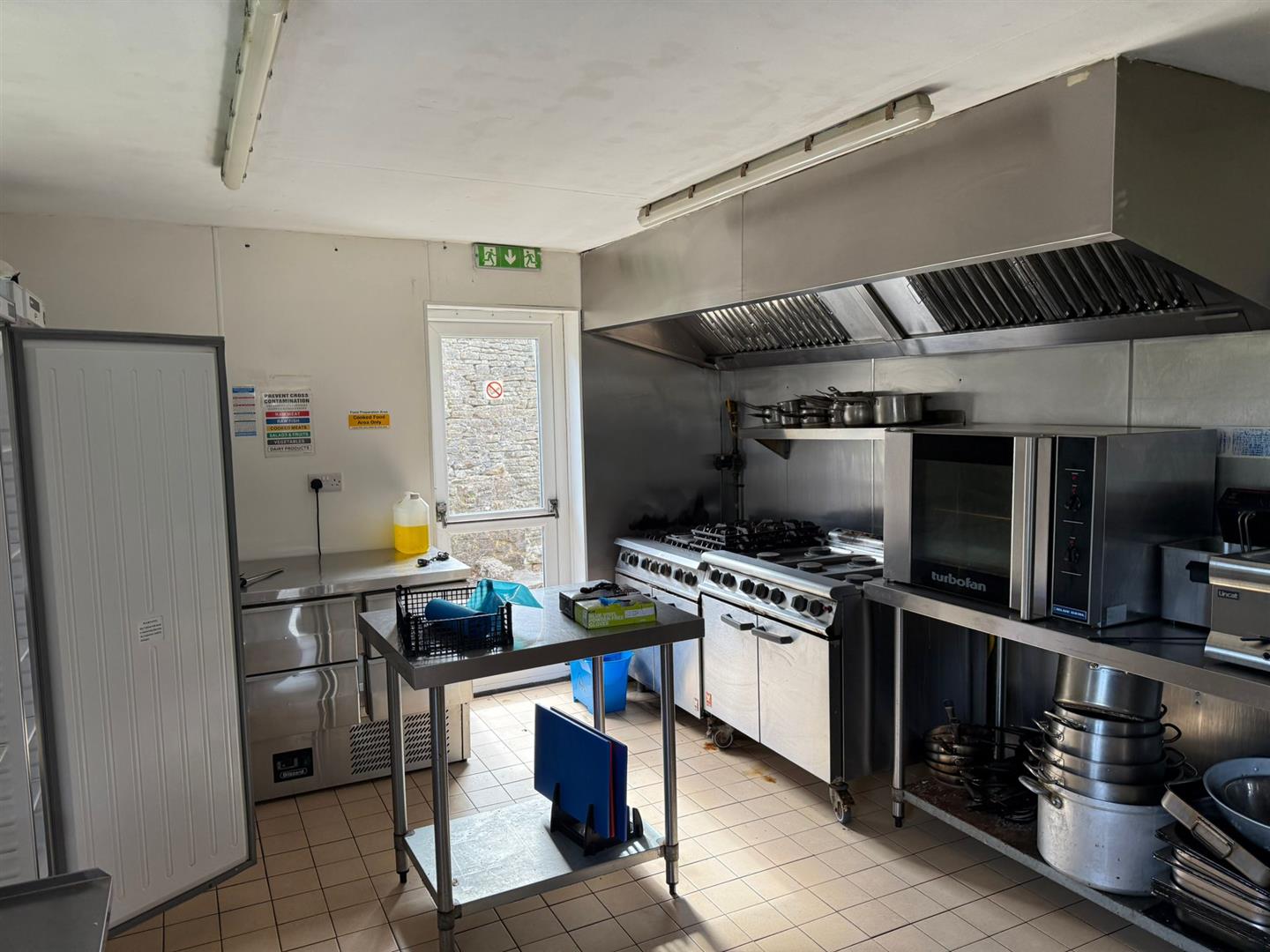 Exciting Restraunt Opportunity at The Laleston Inn, Wind Street, Laleston, Bridgend